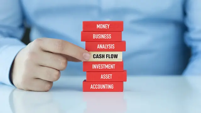blocks that show cash flow is important between money, business, investing, etc. 